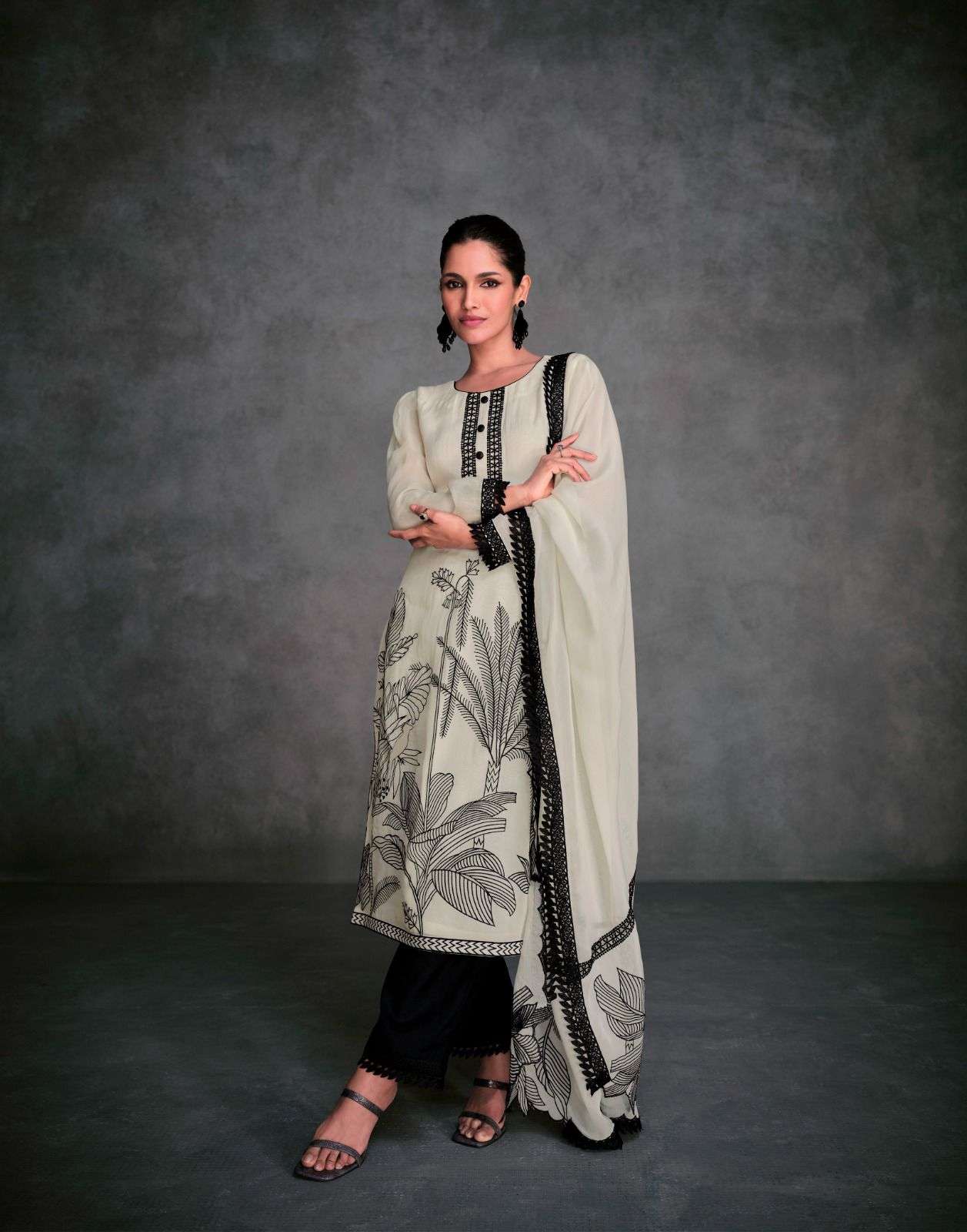 sayuri designer nazia 5462-5465 series exclusive designer readymade salwar suits catalogue wholesale rate surat gujarat