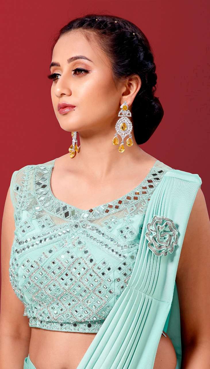 amoha trendz 1015771 series party wear saree manufacture surat