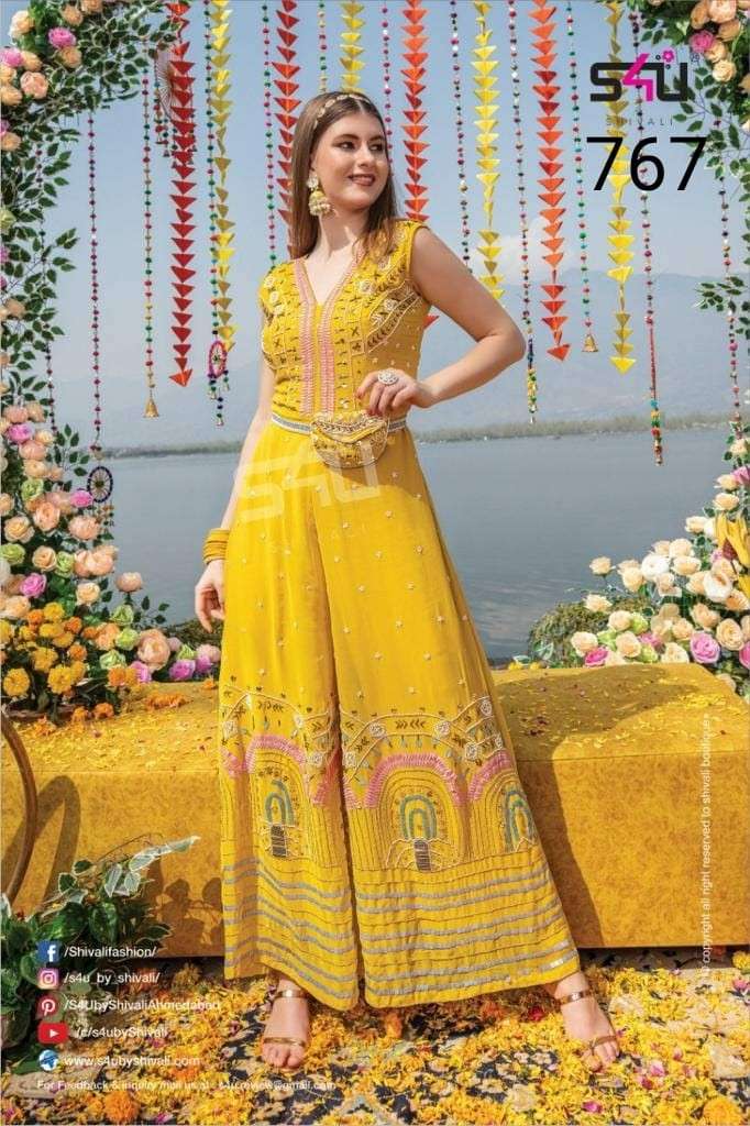 s4u 767 designer wedding collection kurti size set online wholesaler surat dealer