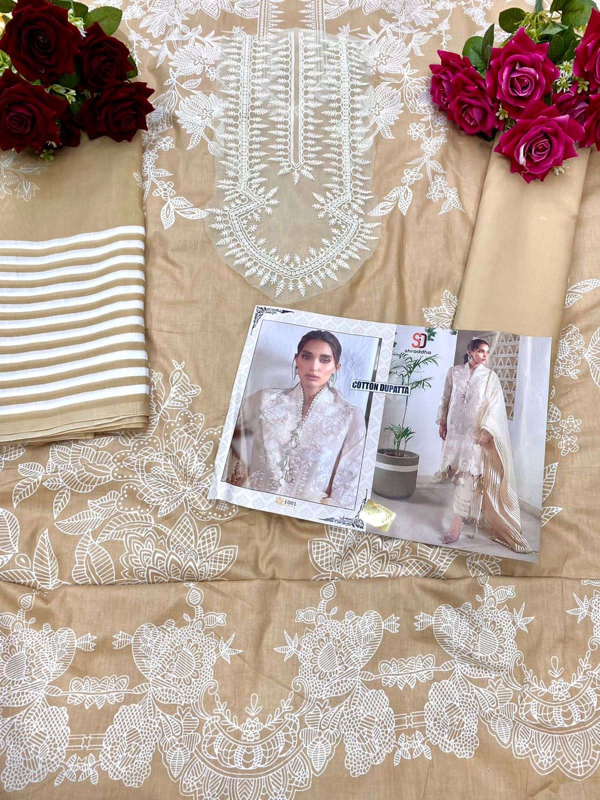 shraddha designer sana safinaz 2022 vol 4 lawn cotton pakistani salwar kameez wholesale price surat