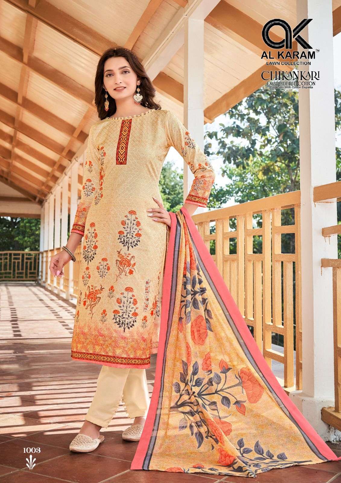 al karam chikankari 1001-1008 series stylish designer pakistani salwar kameez catalogue online wholesaler surat 