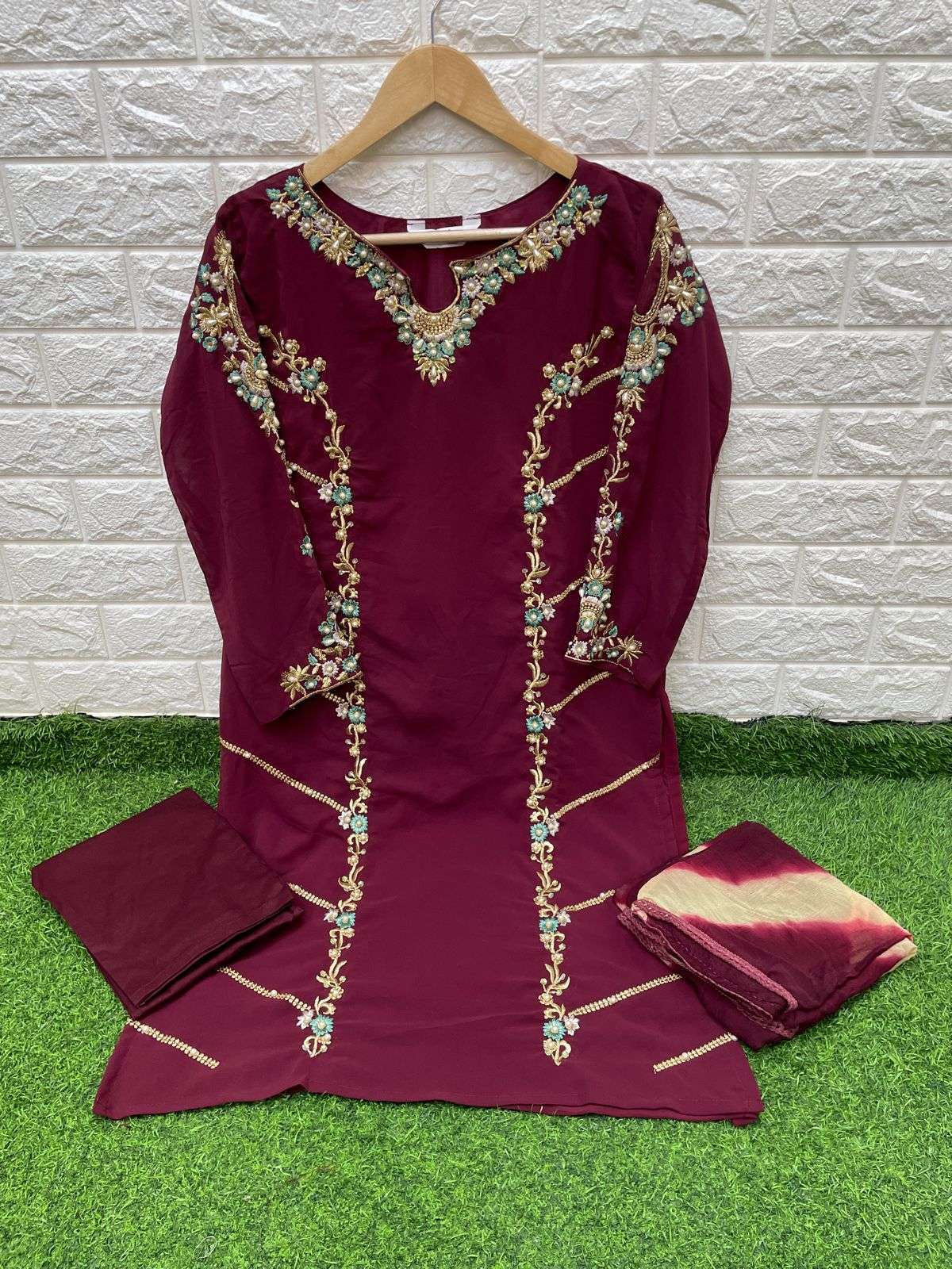 laxuria trendz 1260 series stylish designer pakistani salwar suits online supplier surat 
