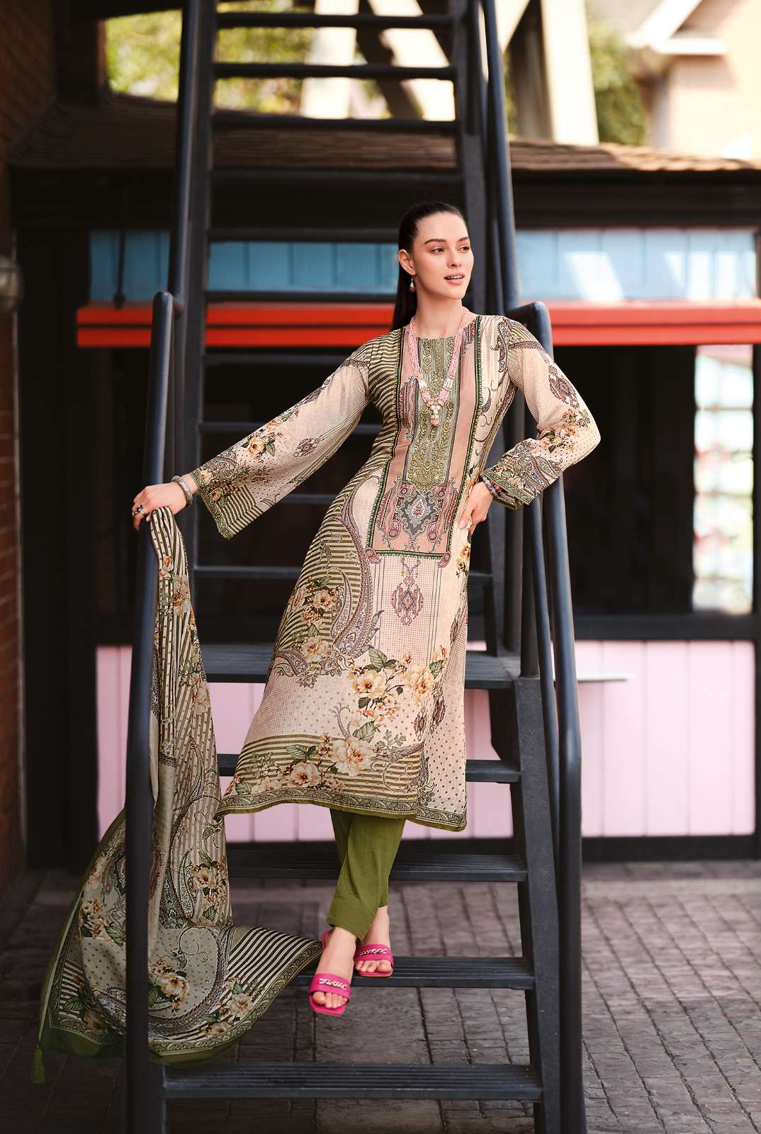 aiqa lifestyle nafeesa 1001-1006 series trendy designer salwar kameez catalogue online dealer surat 