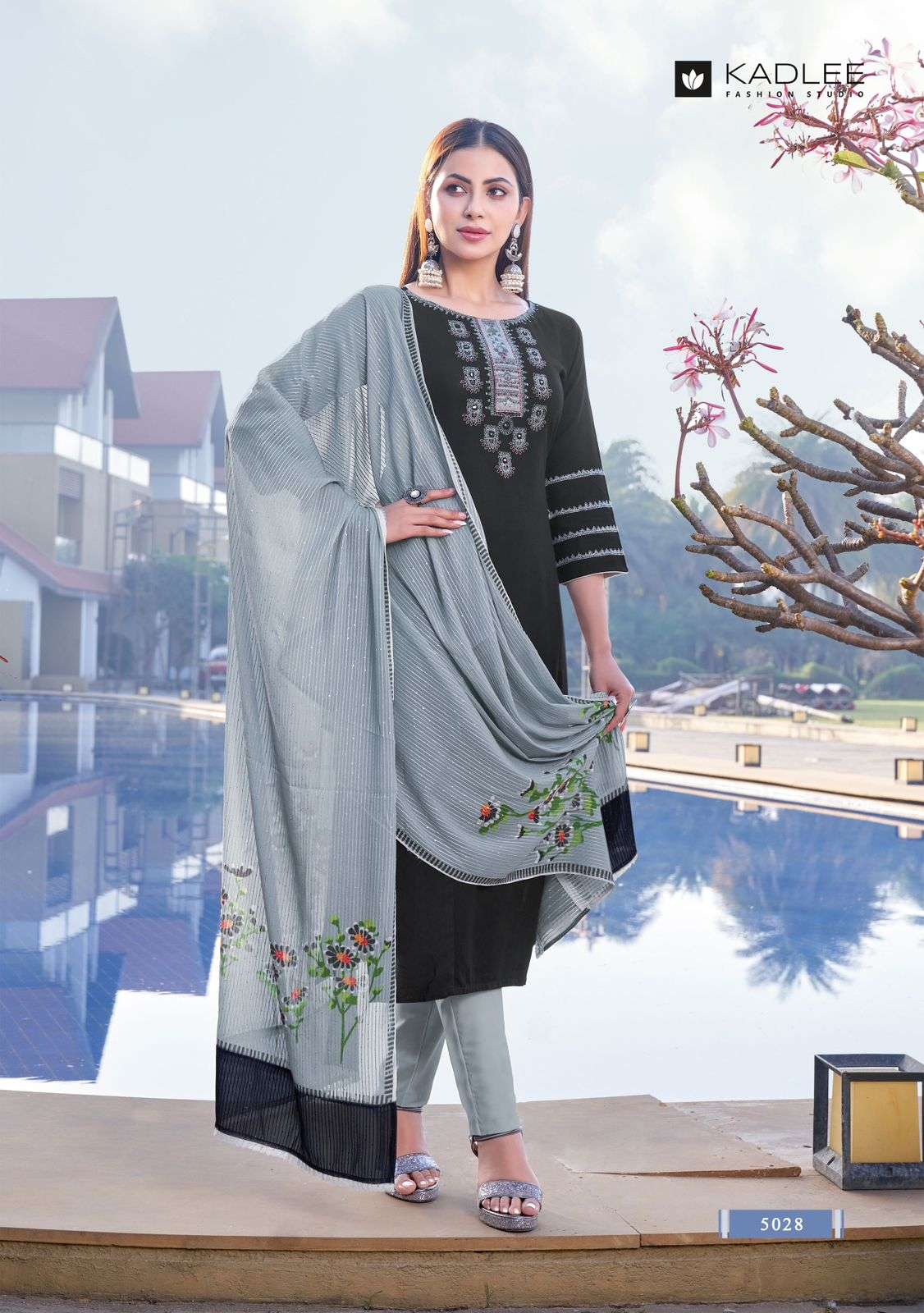 kadlee shanaya vol-5 trendy designer kurtis catalogue online supplier surat