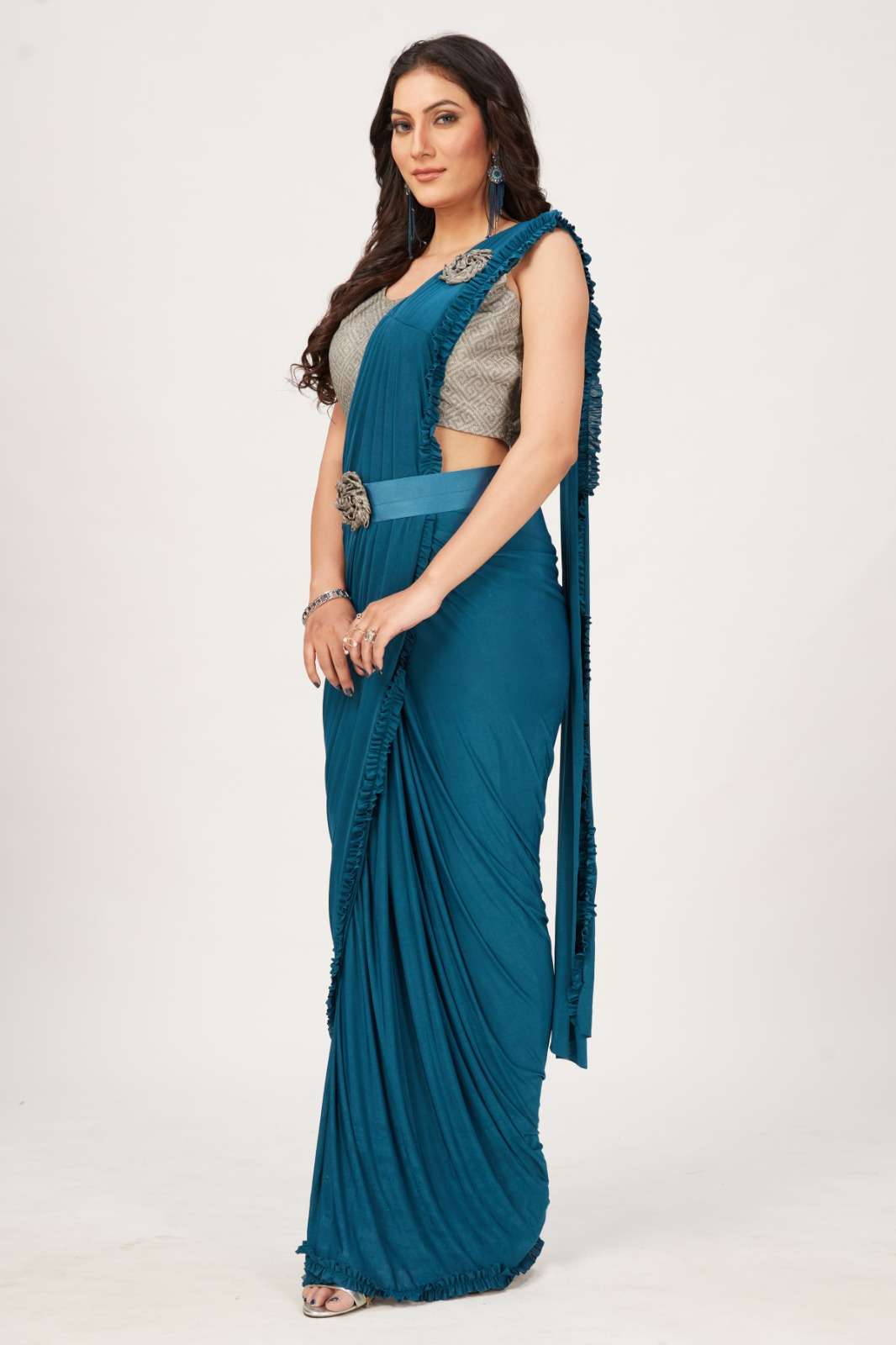 amoha trendz 101001 series party wear designer saree readymade wholesale collection surat 
