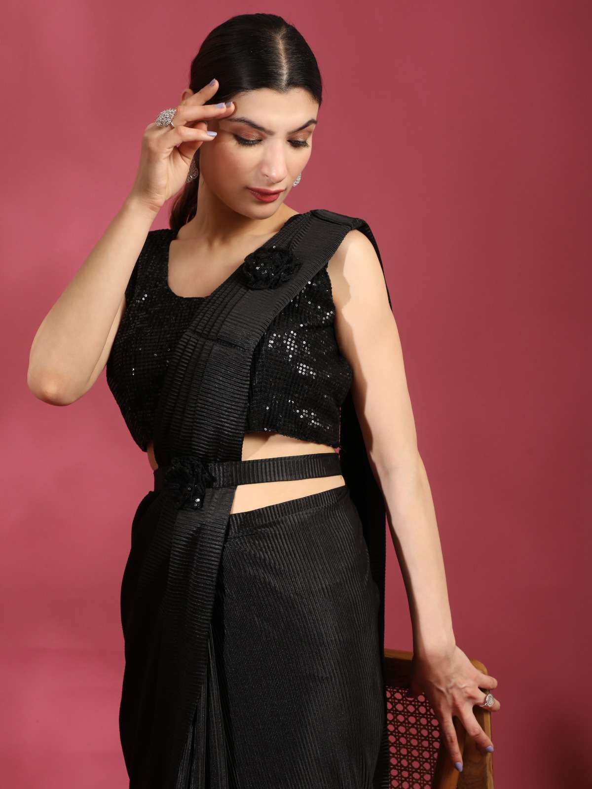 amoha trendz 101006 series exclusive designer saree catalogue wholesale price surat