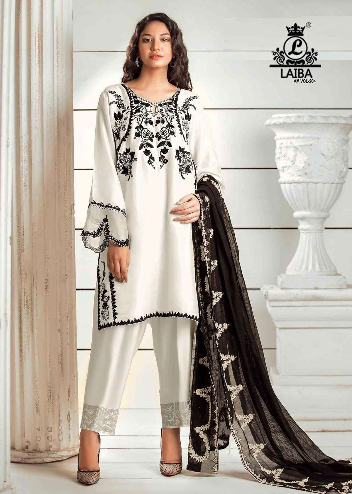 laiba am vol 204 designer georgette pakistani ready to wear catalogue wholesale dealer surat