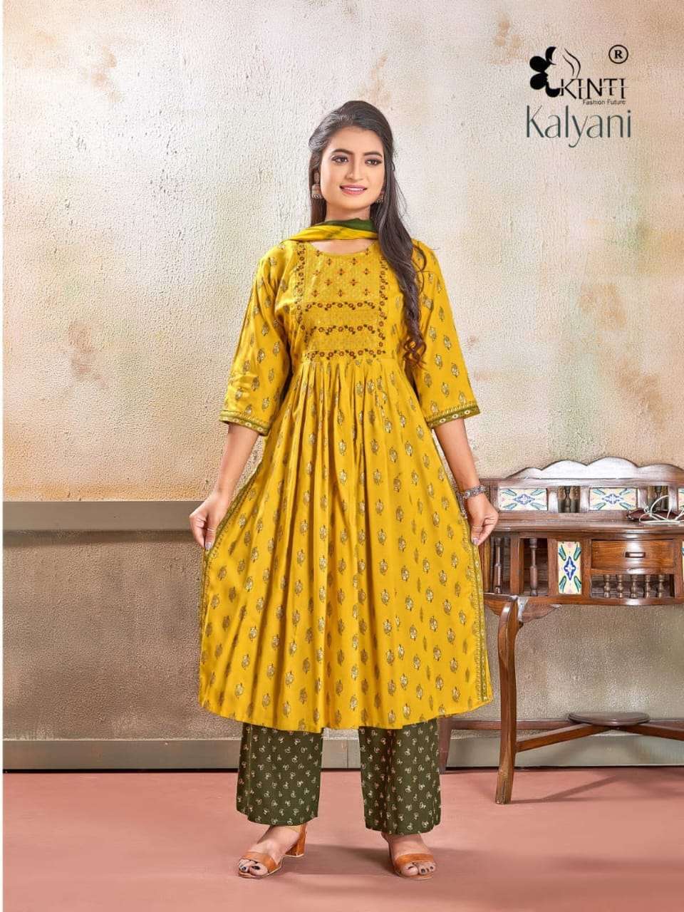 kinti fashion kalyani series latest nayra cut kurti set wholesaler surat gujarat