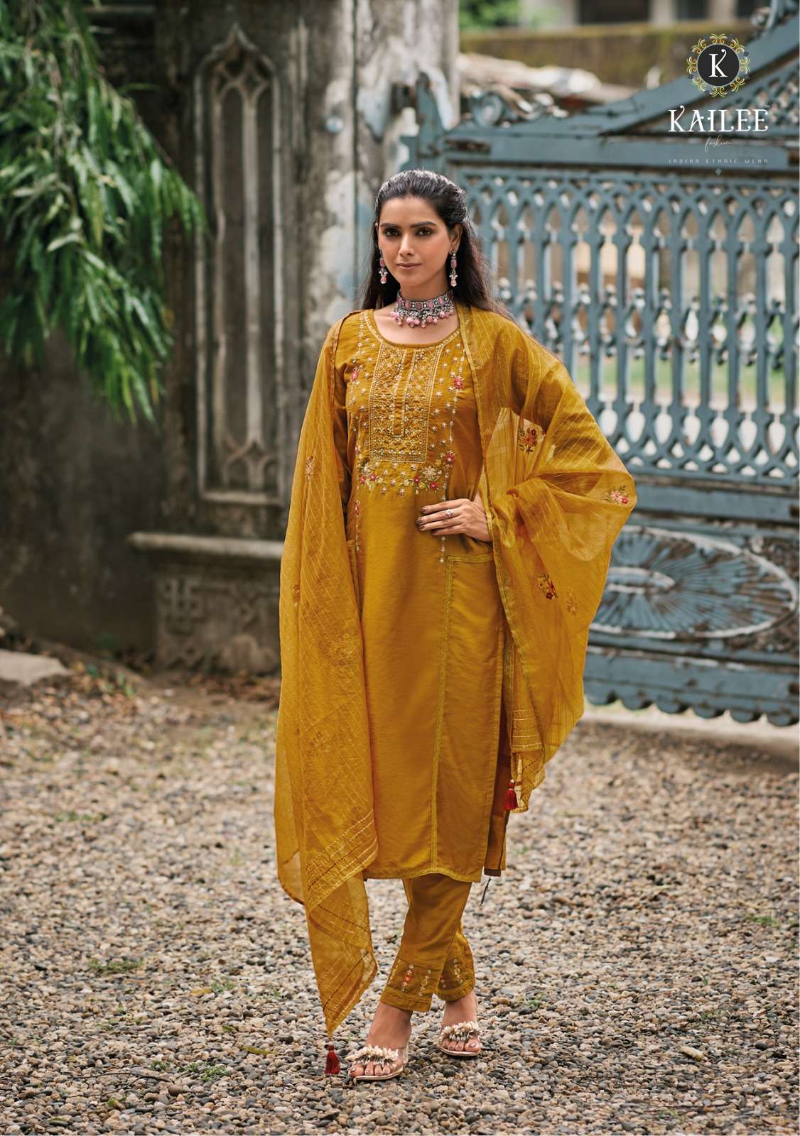 kailee fashion isabel 41271-41276 series latest designer fancy kurti set wholesaler surat gujarat
