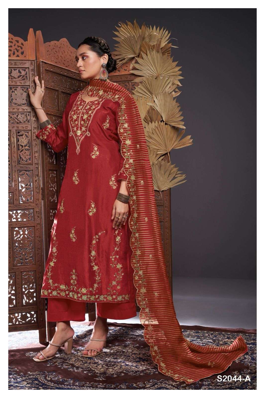 ganga kinny 2044 colour series designer wedding wear pakistani salwar kameez wholesaler surat gujarat